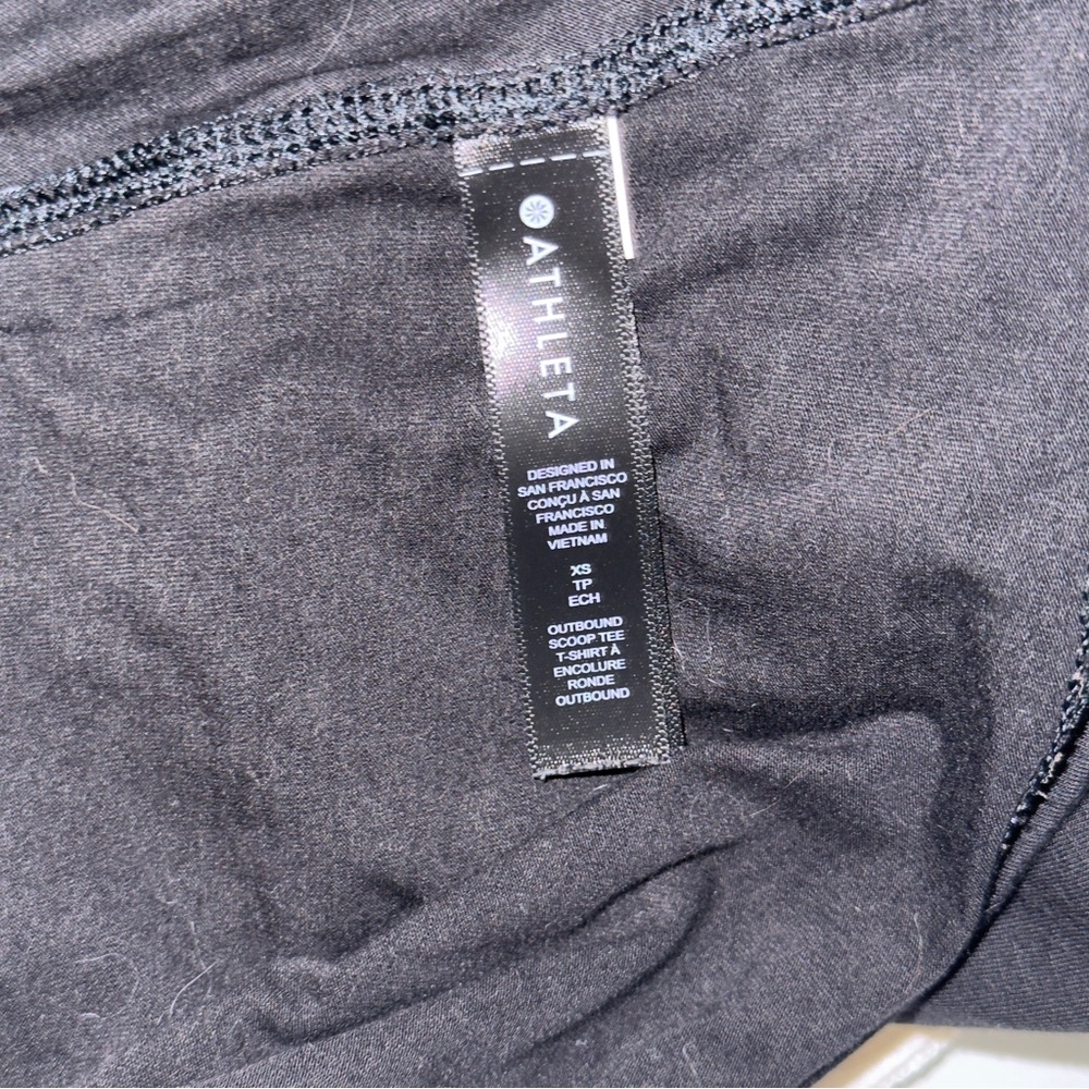 2 for 1 BUNDLE Athleta Black and Cream Short Sleeve Tees - Picture 4 of 11